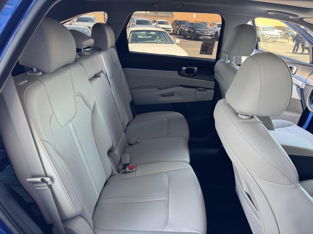 used 2023 Kia Sorento car, priced at $26,997