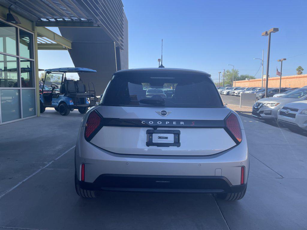 used 2025 MINI Hardtop car, priced at $31,777