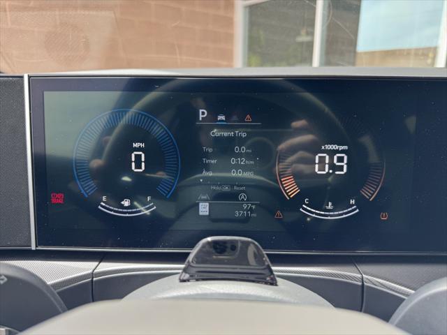 used 2024 Hyundai Santa Fe car, priced at $31,277