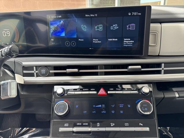 used 2024 Hyundai Santa Fe car, priced at $31,277