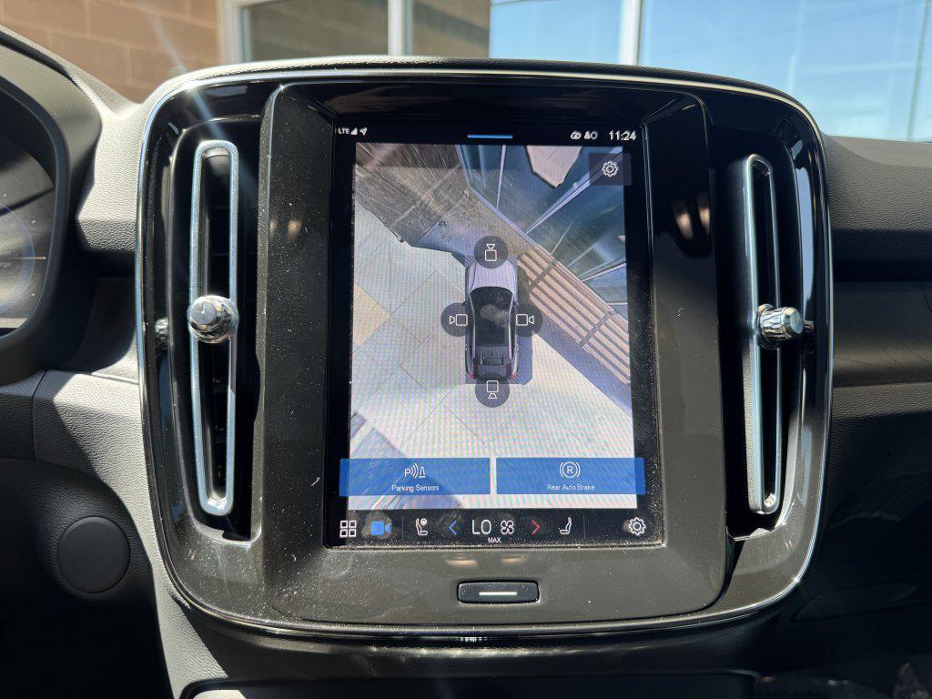 used 2023 Volvo C40 Recharge Pure Electric car, priced at $30,277
