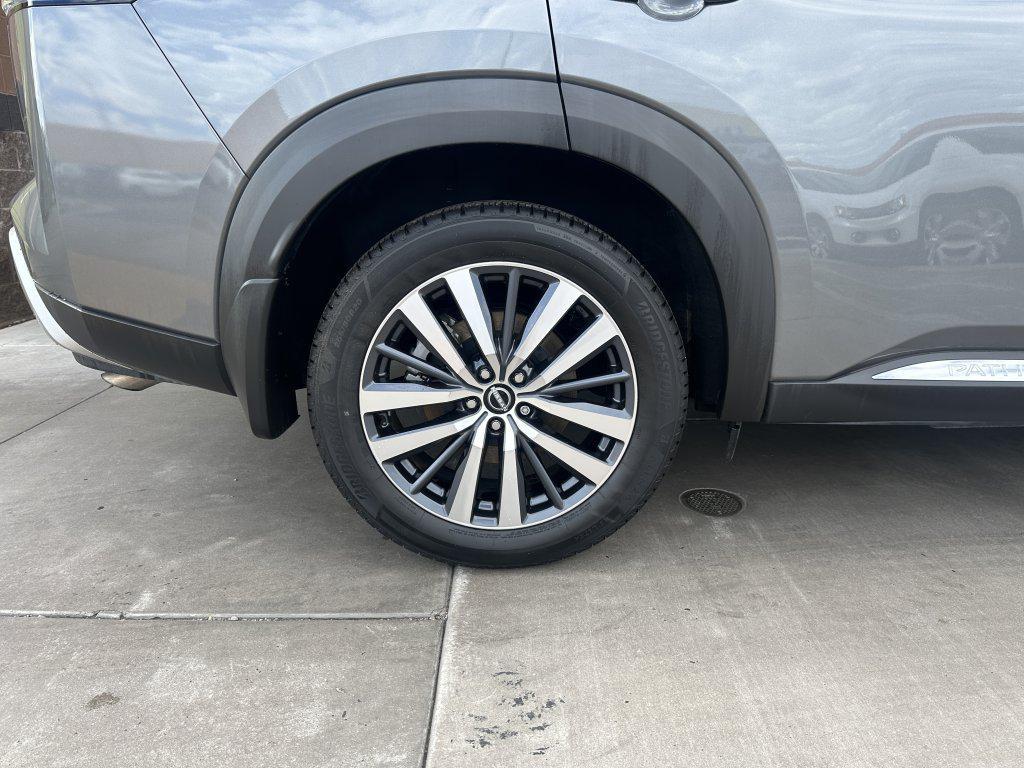 used 2022 Nissan Pathfinder car, priced at $26,977