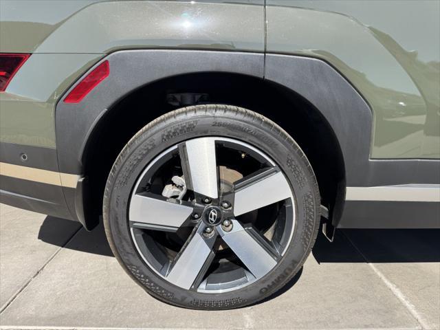 used 2024 Hyundai Santa Fe car, priced at $34,477