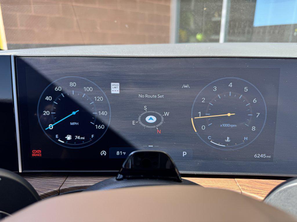 used 2024 Hyundai Santa Fe car, priced at $31,997