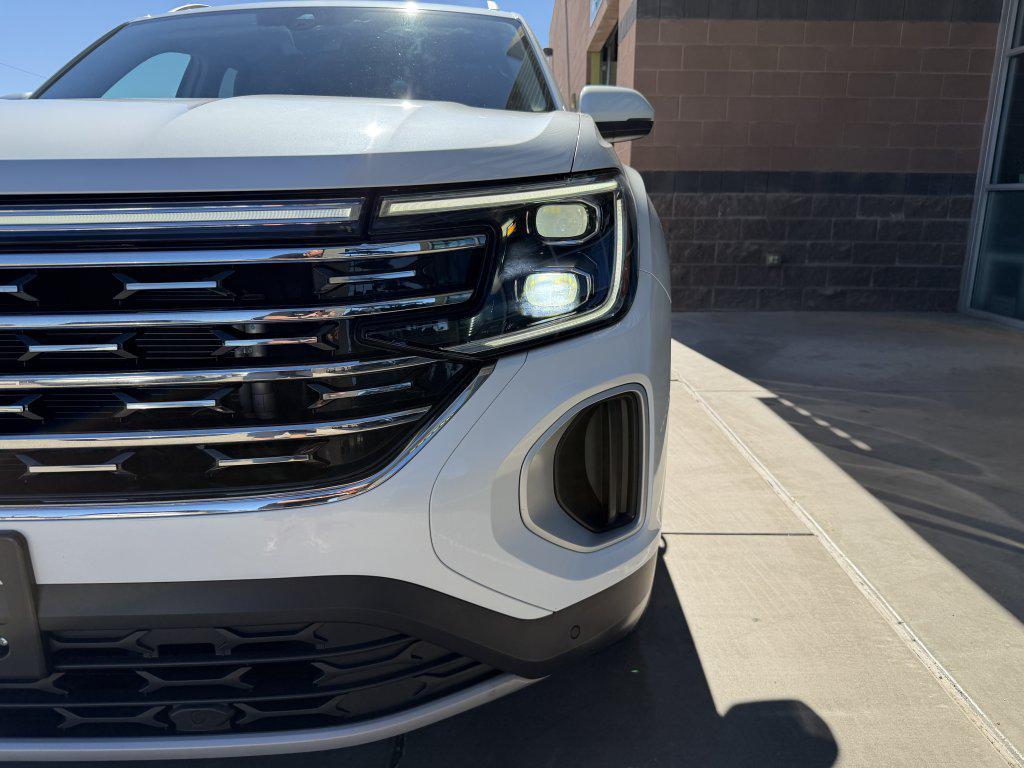 used 2024 Volkswagen Atlas car, priced at $32,777