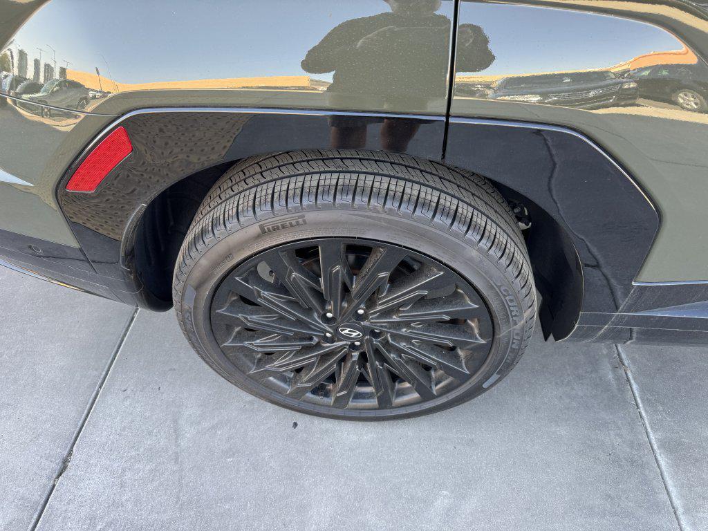 used 2024 Hyundai Santa Fe car, priced at $37,477