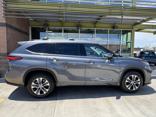 used 2021 Toyota Highlander Hybrid car, priced at $33,977