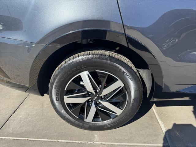 used 2022 Kia Sorento car, priced at $24,977