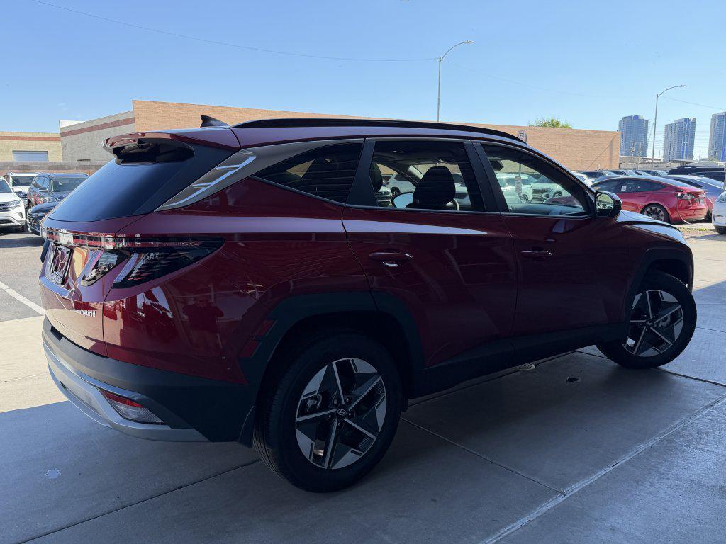 used 2025 Hyundai TUCSON Hybrid car, priced at $30,777
