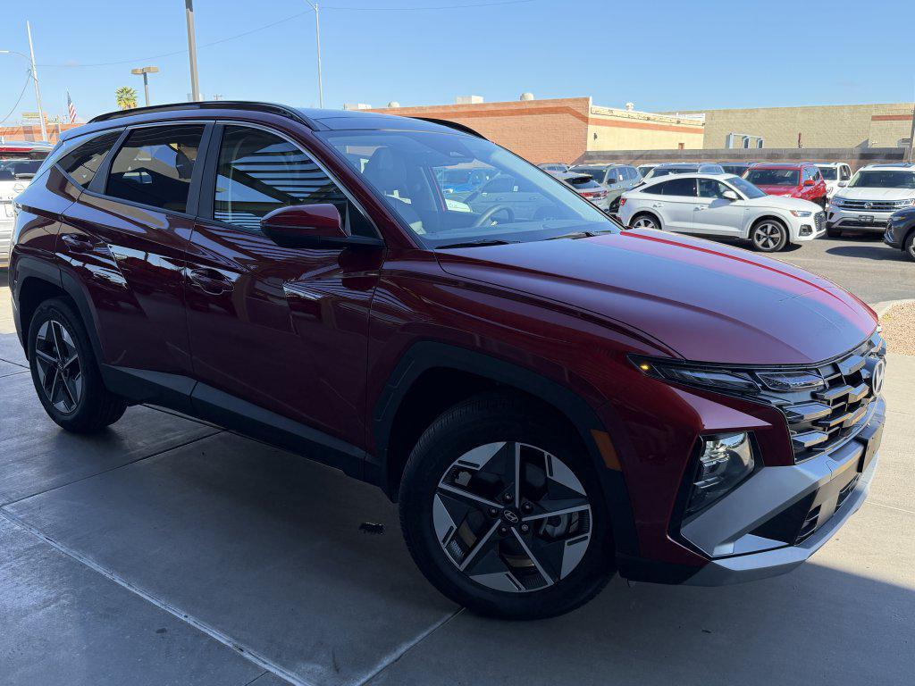 used 2025 Hyundai TUCSON Hybrid car, priced at $30,777