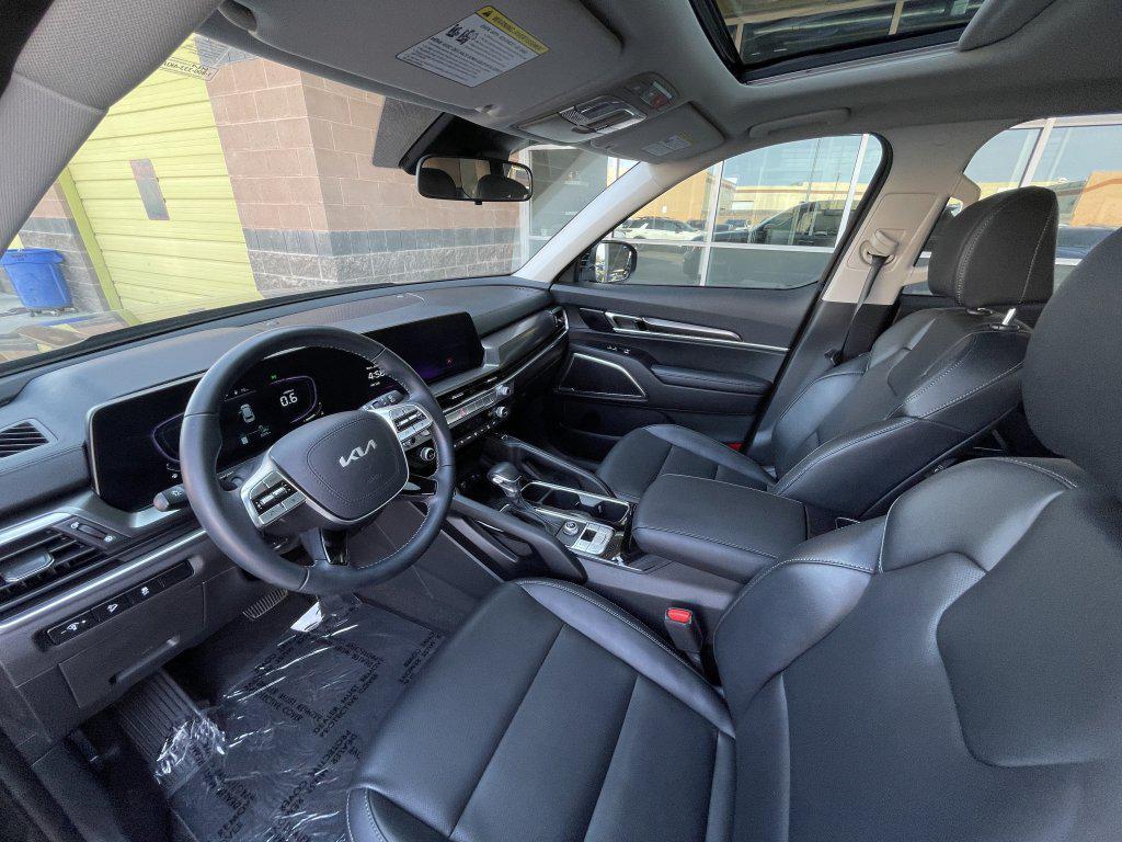 used 2024 Kia Telluride car, priced at $34,977