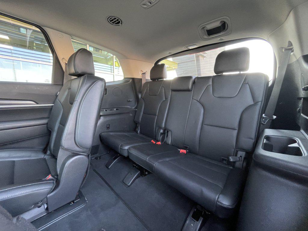 used 2024 Kia Telluride car, priced at $34,977