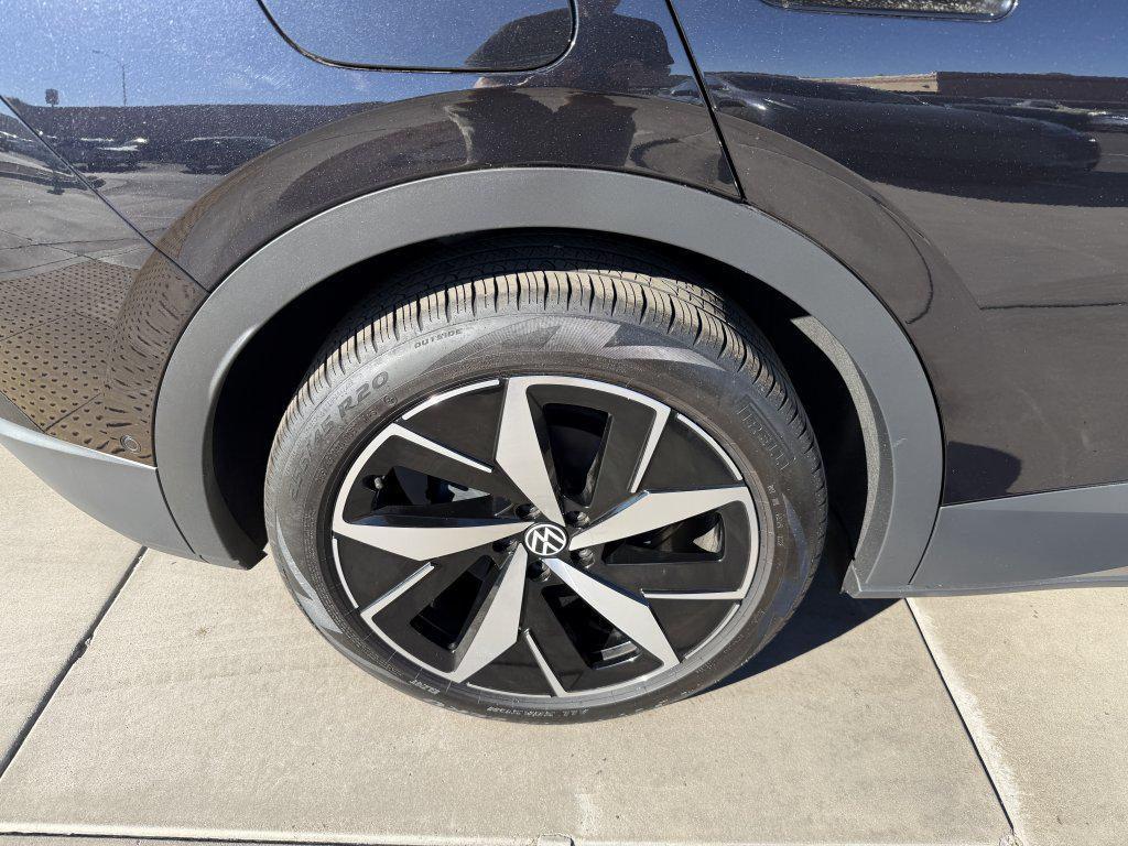 used 2023 Volkswagen ID.4 car, priced at $22,977