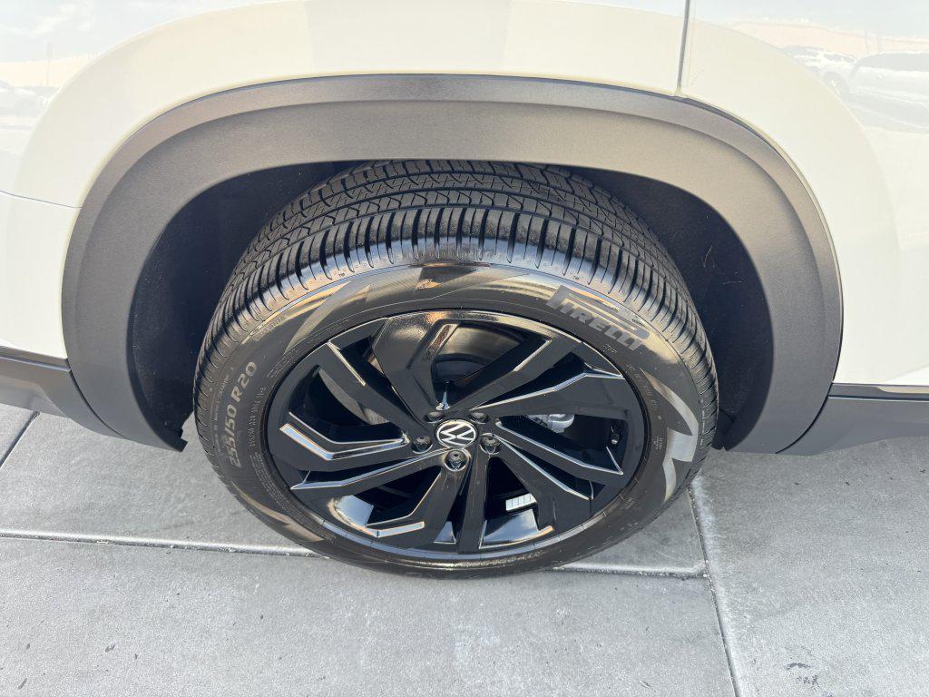 used 2023 Volkswagen Atlas car, priced at $31,777