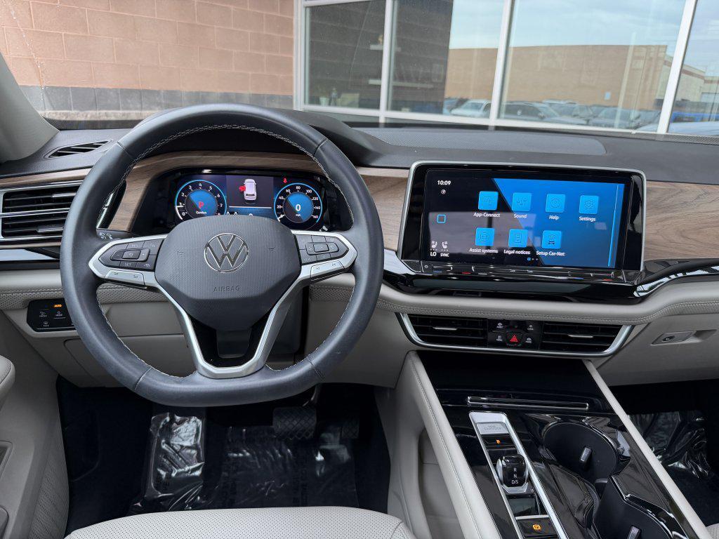 used 2024 Volkswagen Atlas car, priced at $29,977