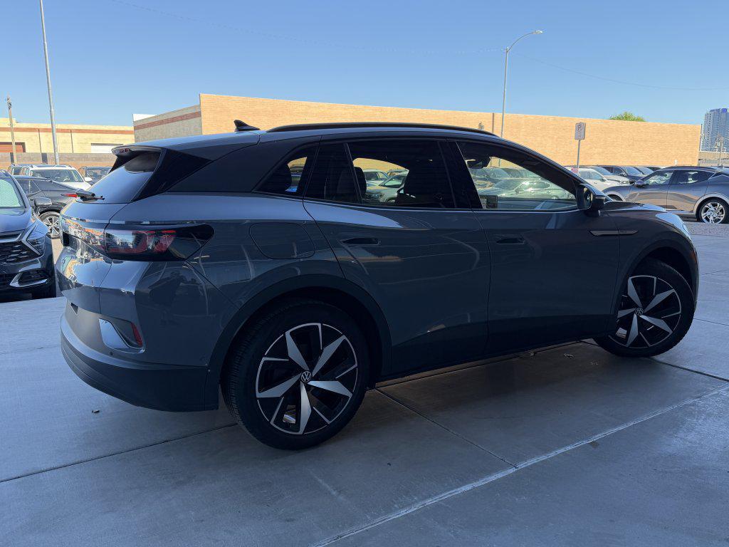 used 2024 Volkswagen ID.4 car, priced at $25,977