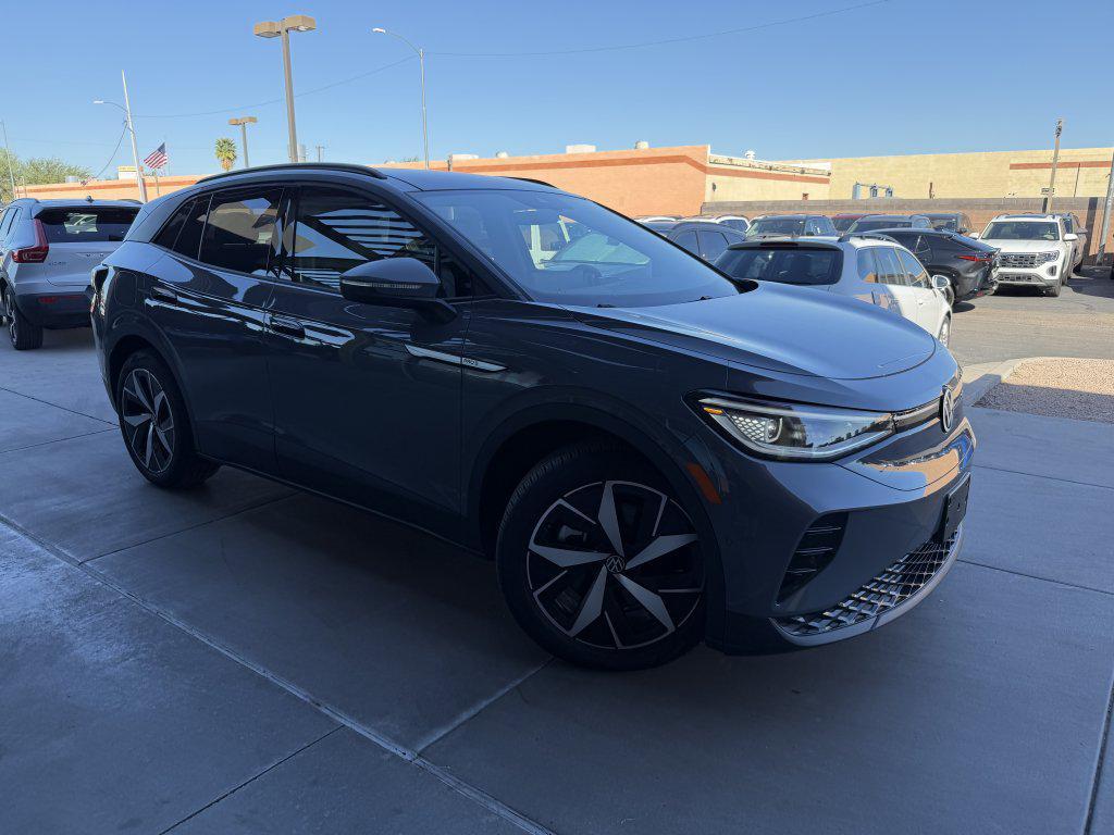 used 2024 Volkswagen ID.4 car, priced at $25,977