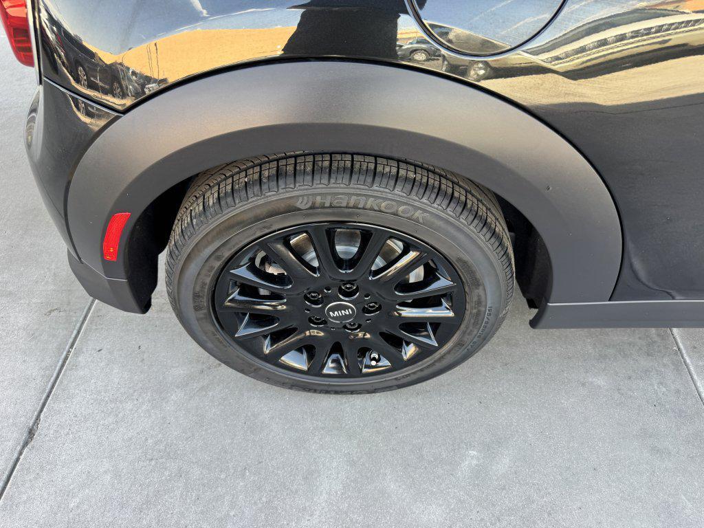 used 2024 MINI Hardtop car, priced at $26,777