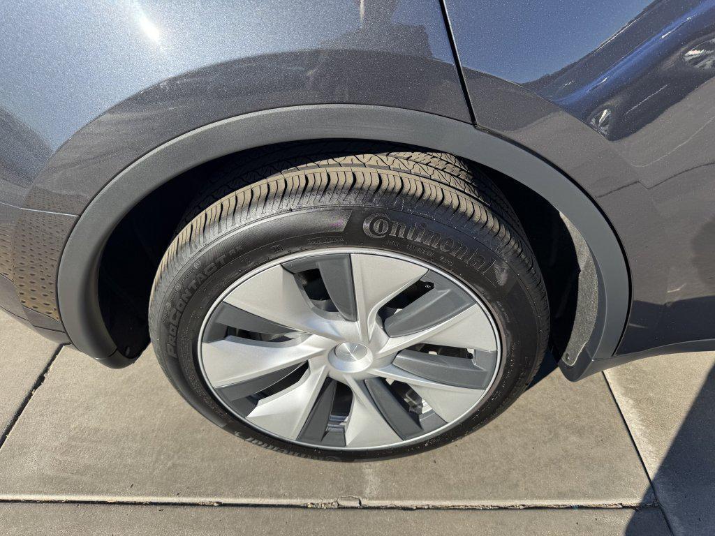 used 2024 Tesla Model Y car, priced at $35,497