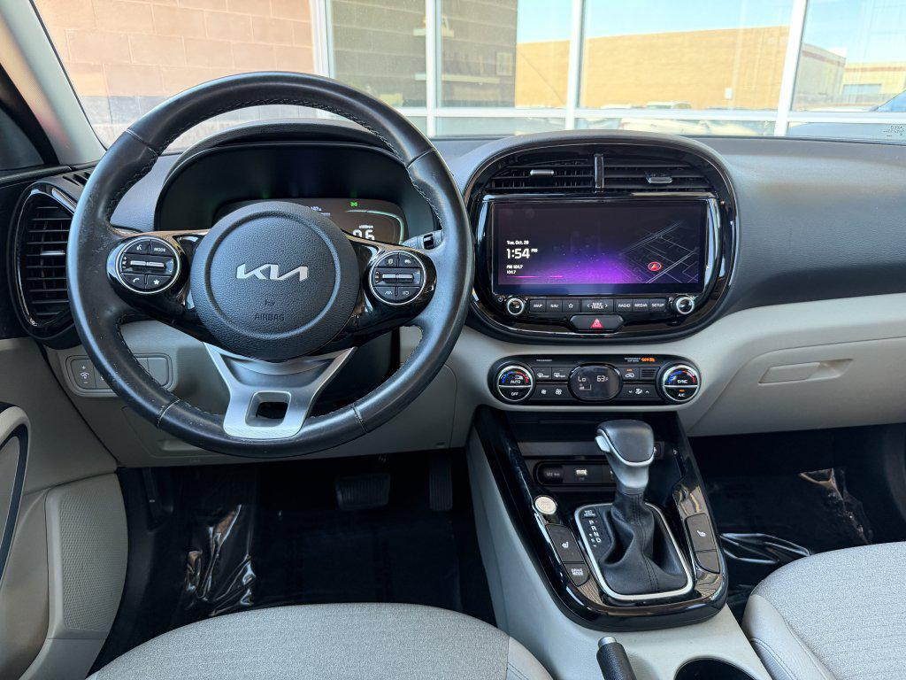 used 2024 Kia Soul car, priced at $20,277