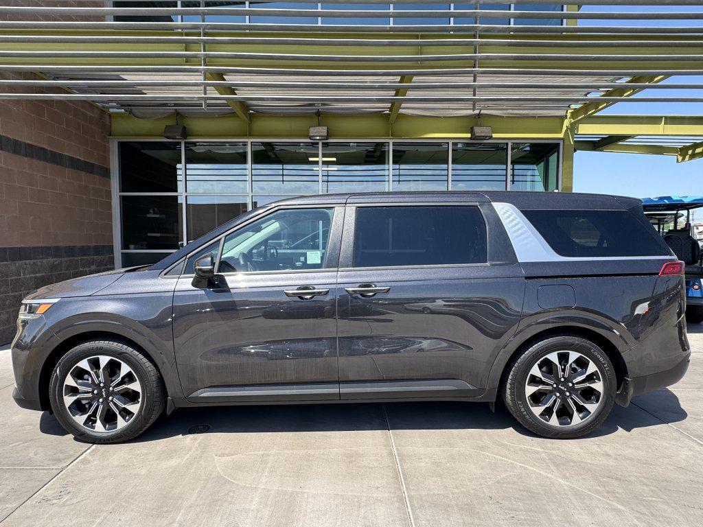 used 2024 Kia Carnival car, priced at $36,977