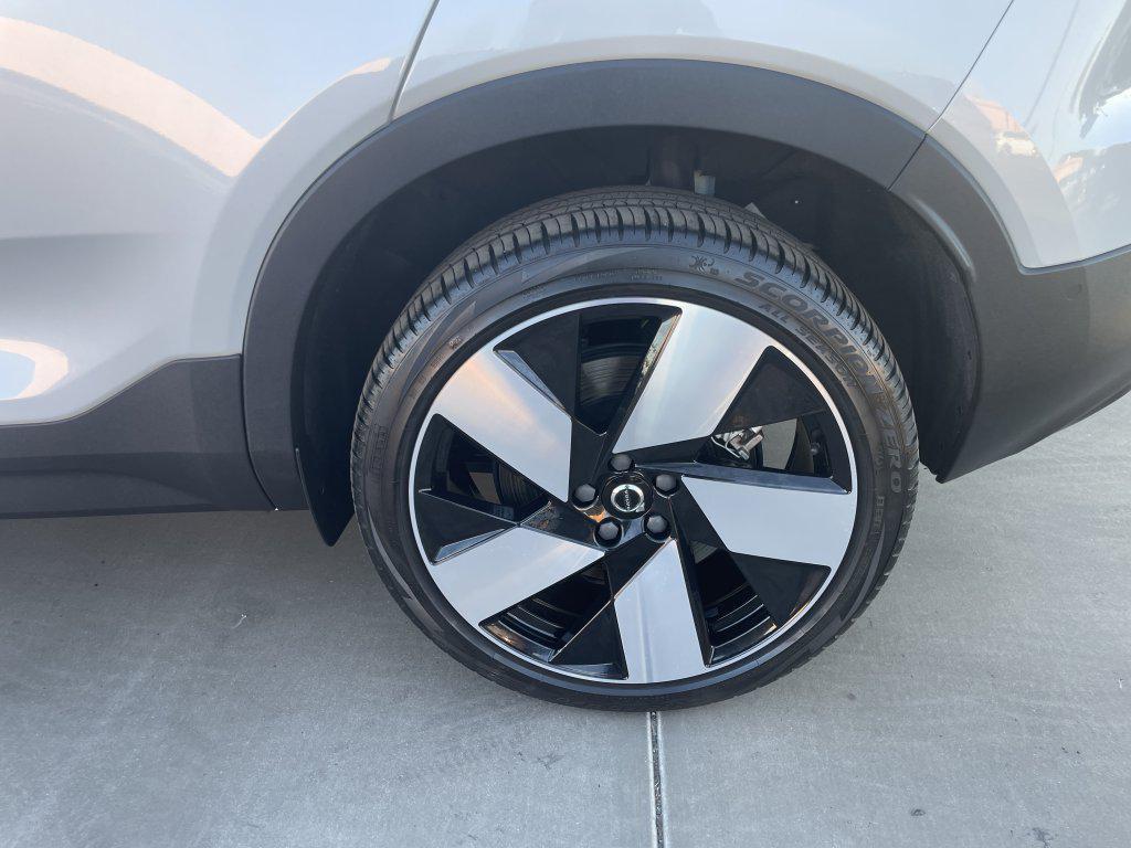 used 2023 Volvo C40 Recharge Pure Electric car, priced at $25,777