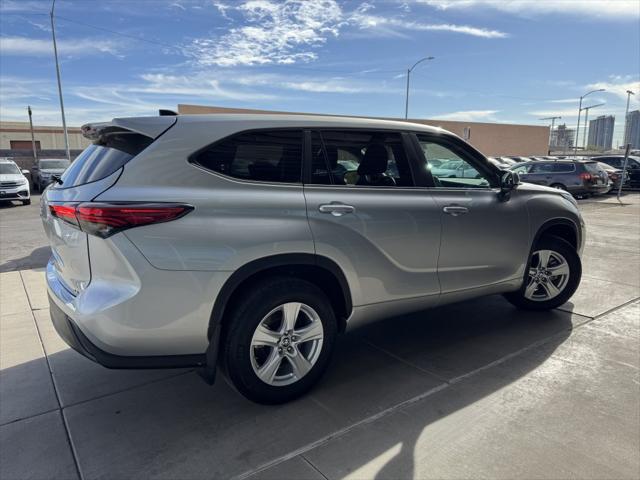 used 2023 Toyota Highlander car, priced at $31,977