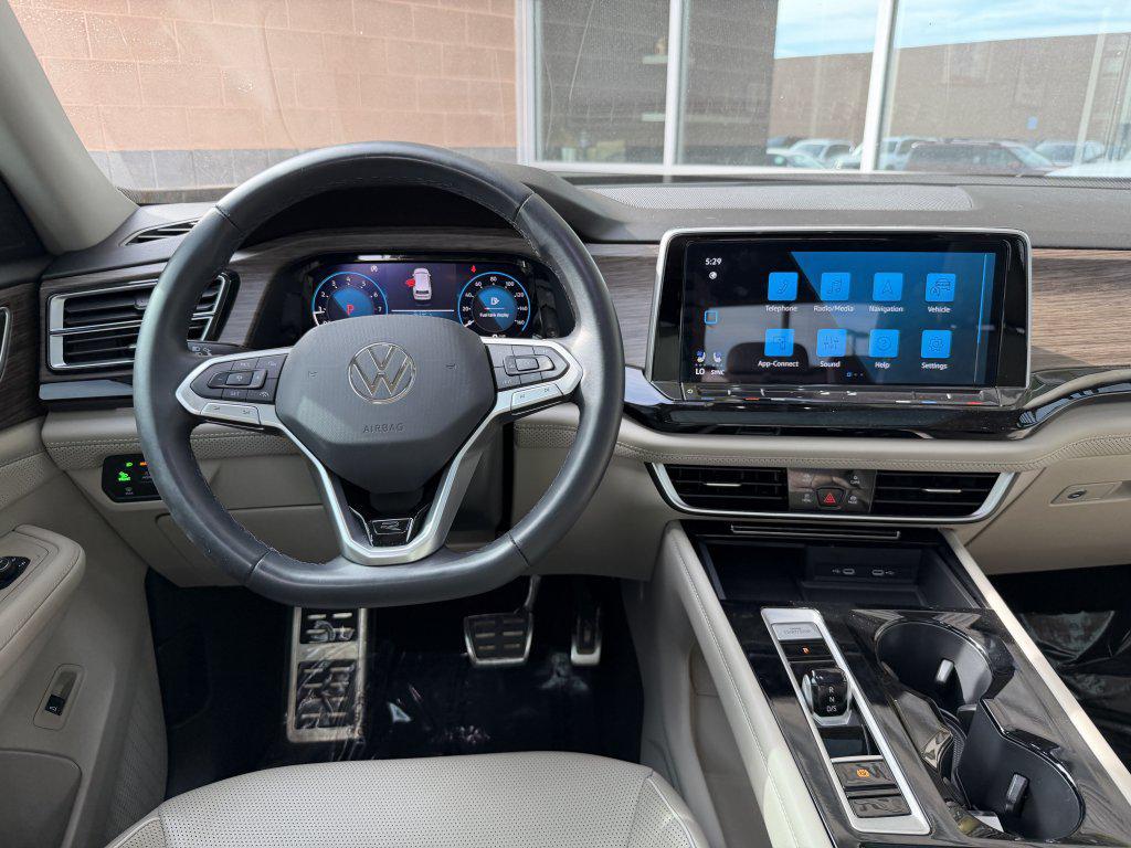 used 2024 Volkswagen Atlas car, priced at $37,477
