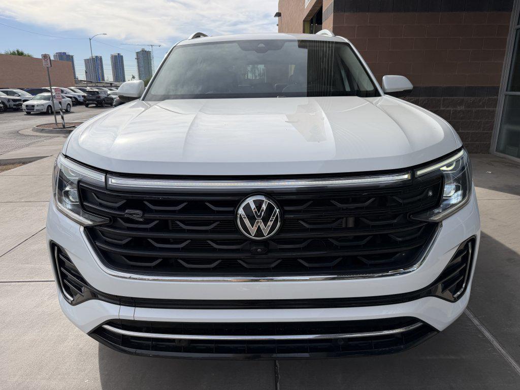 used 2024 Volkswagen Atlas car, priced at $37,477