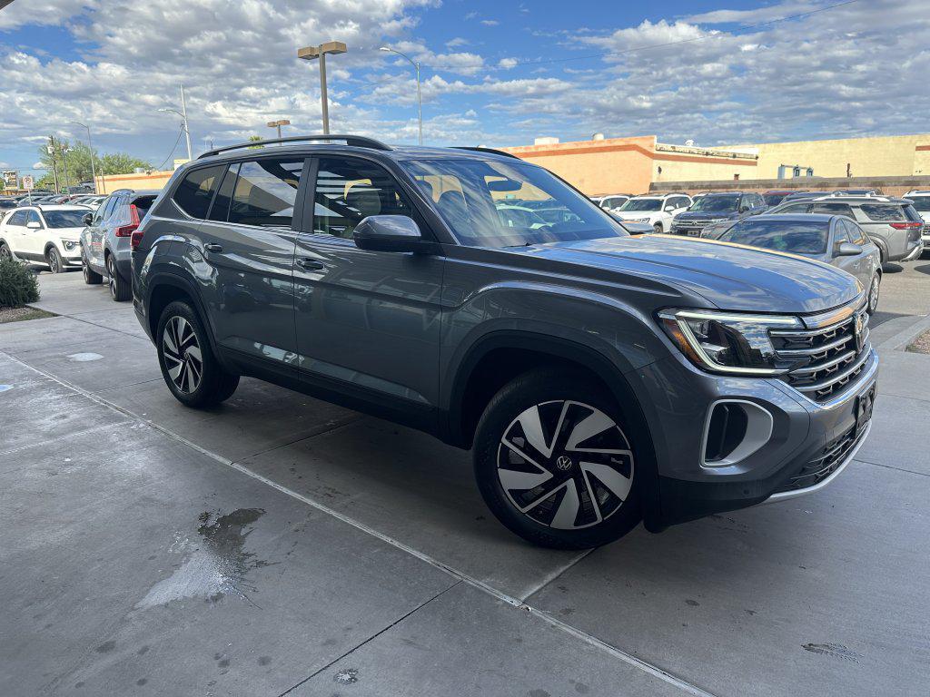 used 2024 Volkswagen Atlas car, priced at $31,977