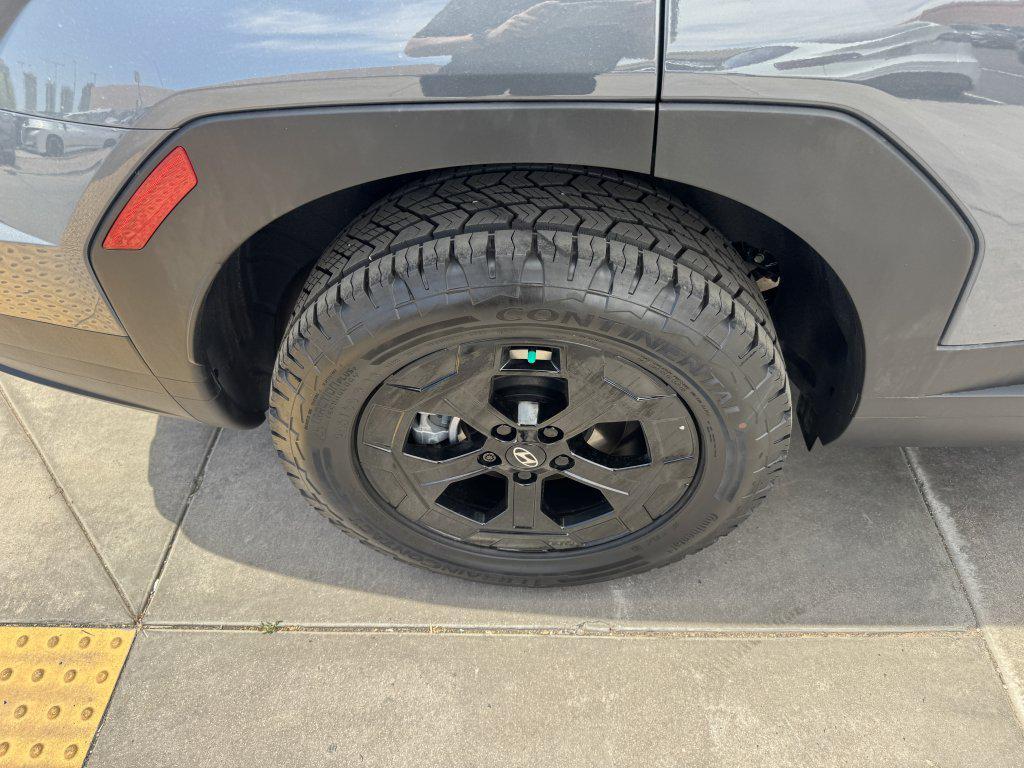 used 2024 Hyundai Santa Fe car, priced at $32,477