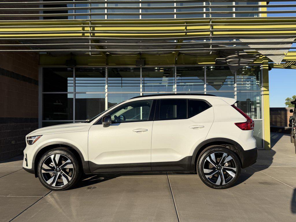 used 2024 Volvo XC40 car, priced at $30,477