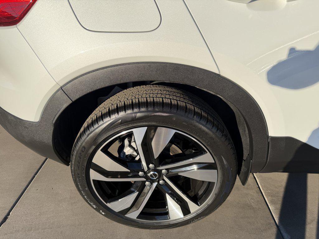 used 2024 Volvo XC40 car, priced at $30,477