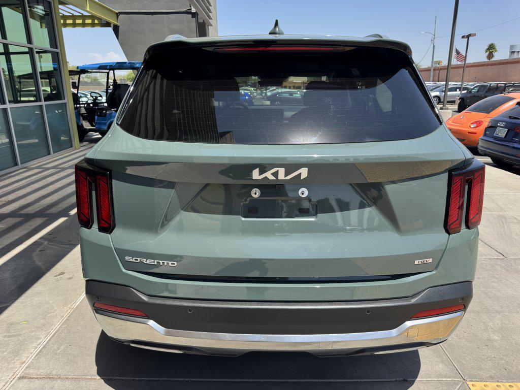 used 2025 Kia Sorento Hybrid car, priced at $34,777