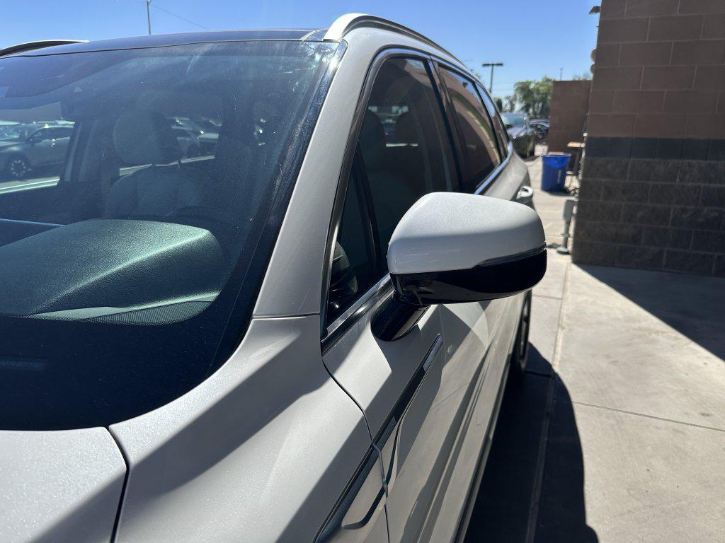 used 2023 Kia Sorento Hybrid car, priced at $27,477