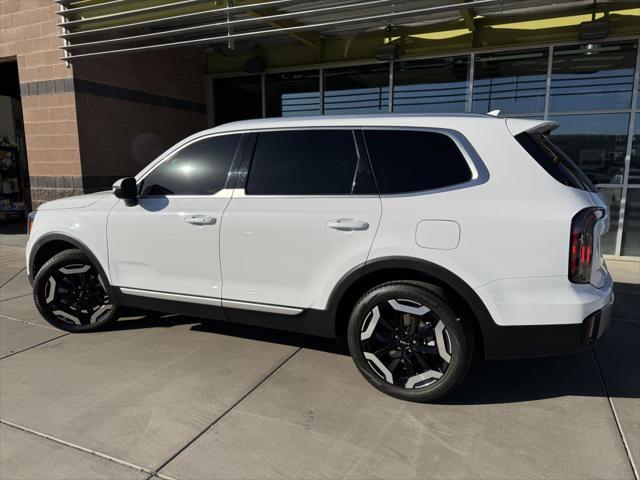 used 2023 Kia Telluride car, priced at $36,477