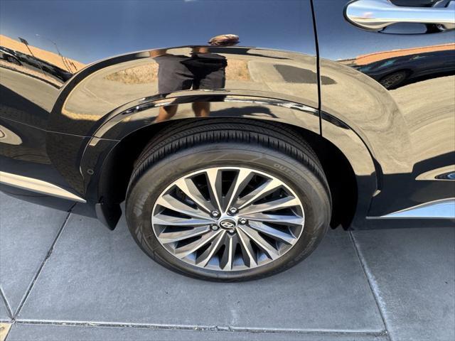 used 2024 Hyundai Palisade car, priced at $41,777