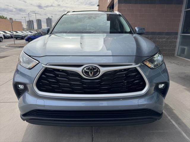 used 2023 Toyota Highlander car, priced at $37,977