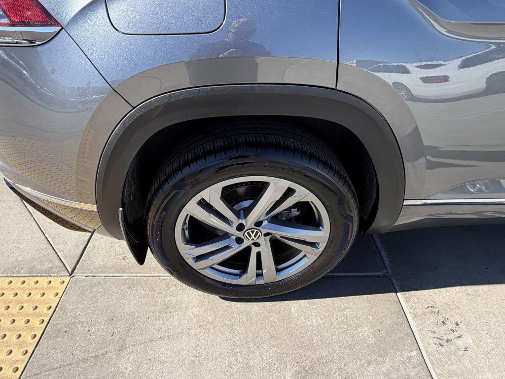 used 2024 Volkswagen Atlas Cross Sport car, priced at $34,477