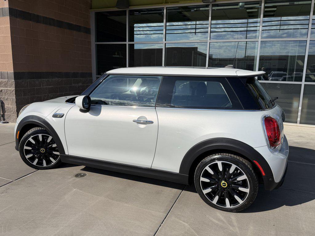 used 2023 MINI Hardtop car, priced at $20,977
