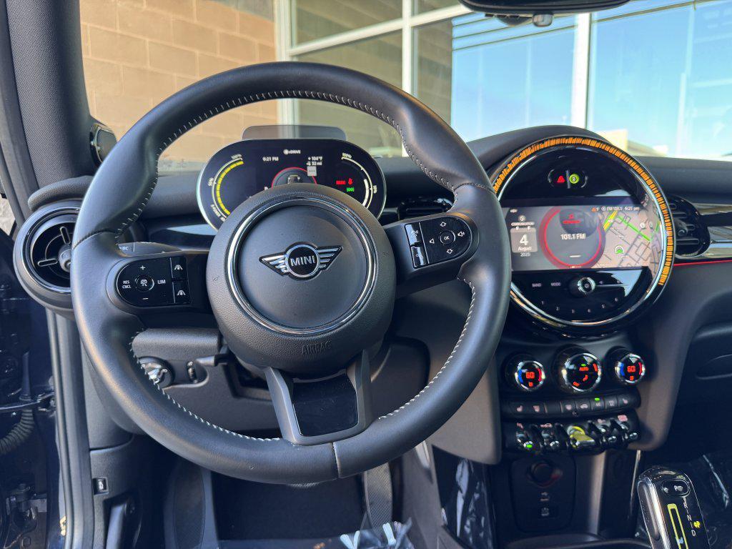 used 2023 MINI Hardtop car, priced at $19,977