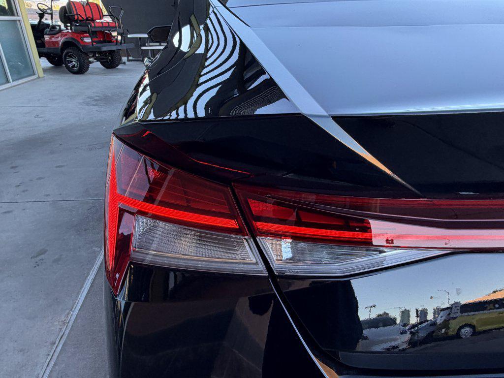 used 2025 Hyundai ELANTRA HEV car, priced at $20,977