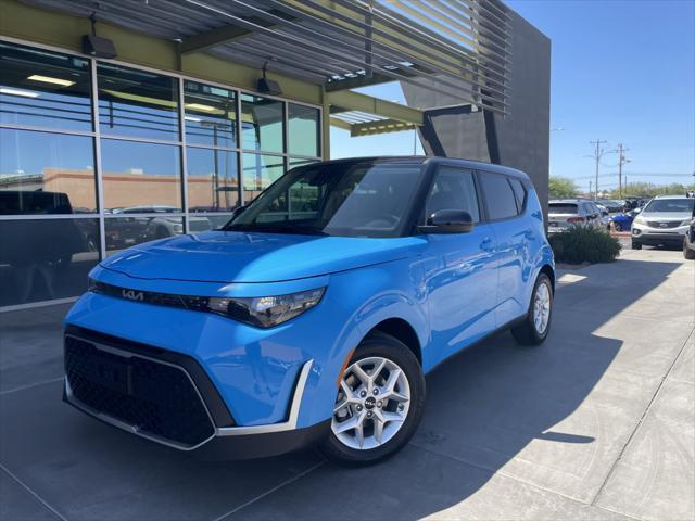used 2023 Kia Soul car, priced at $18,277