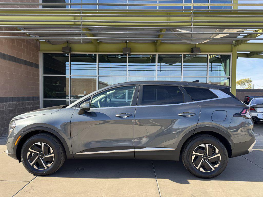 used 2023 Kia Sportage Hybrid car, priced at $25,477