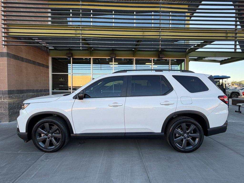 used 2023 Honda Pilot car, priced at $34,977