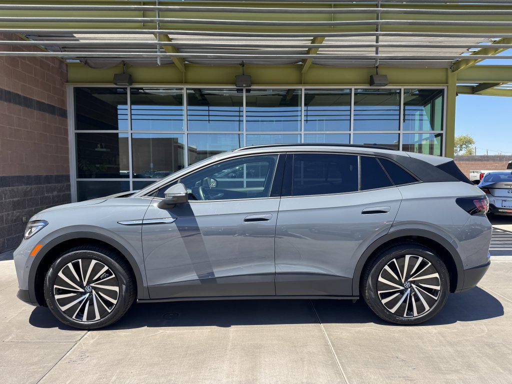 used 2024 Volkswagen ID.4 car, priced at $25,977