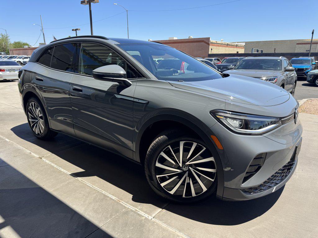 used 2024 Volkswagen ID.4 car, priced at $25,977
