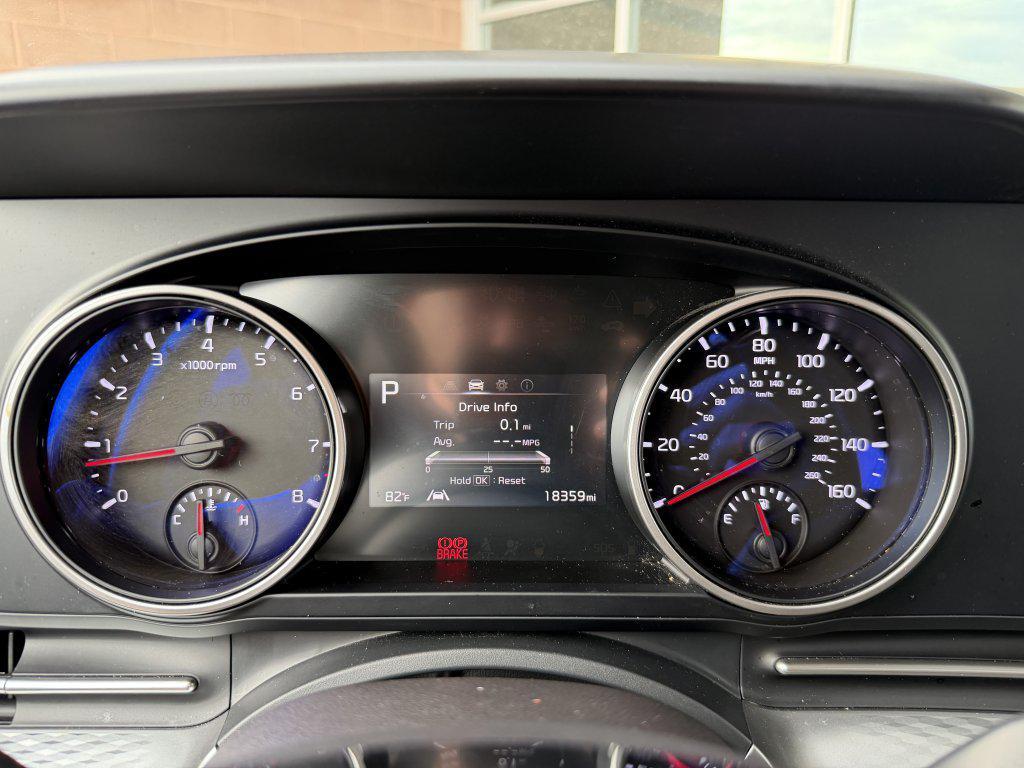 used 2024 Kia Carnival car, priced at $32,477