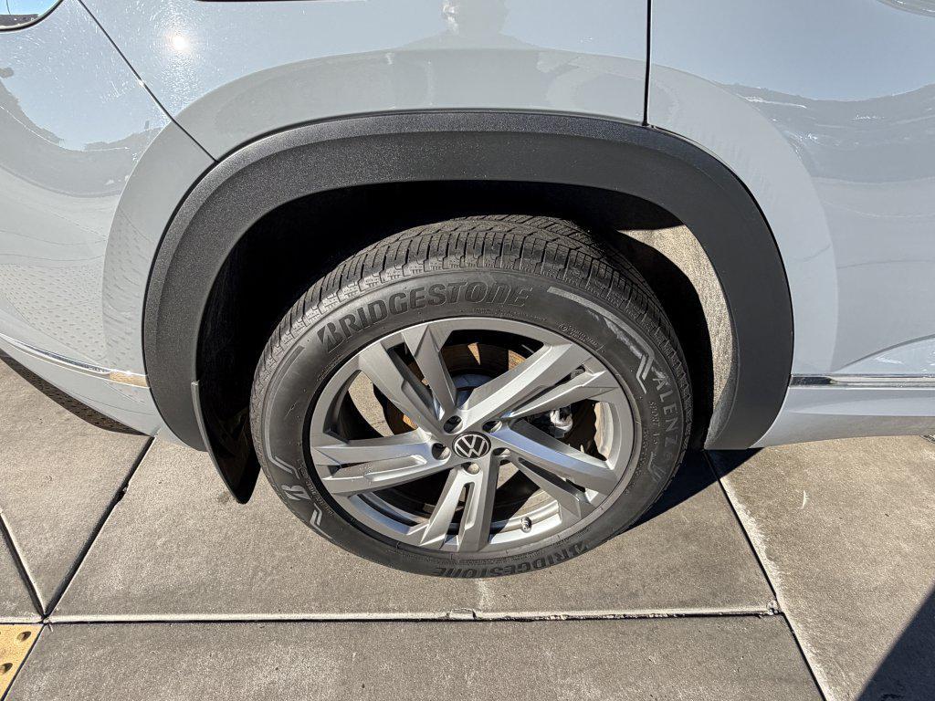 used 2024 Volkswagen Atlas Cross Sport car, priced at $34,277