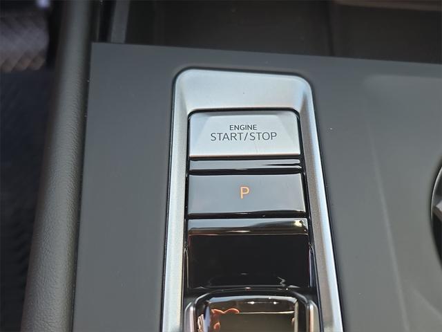 used 2024 Volkswagen Atlas car, priced at $34,547
